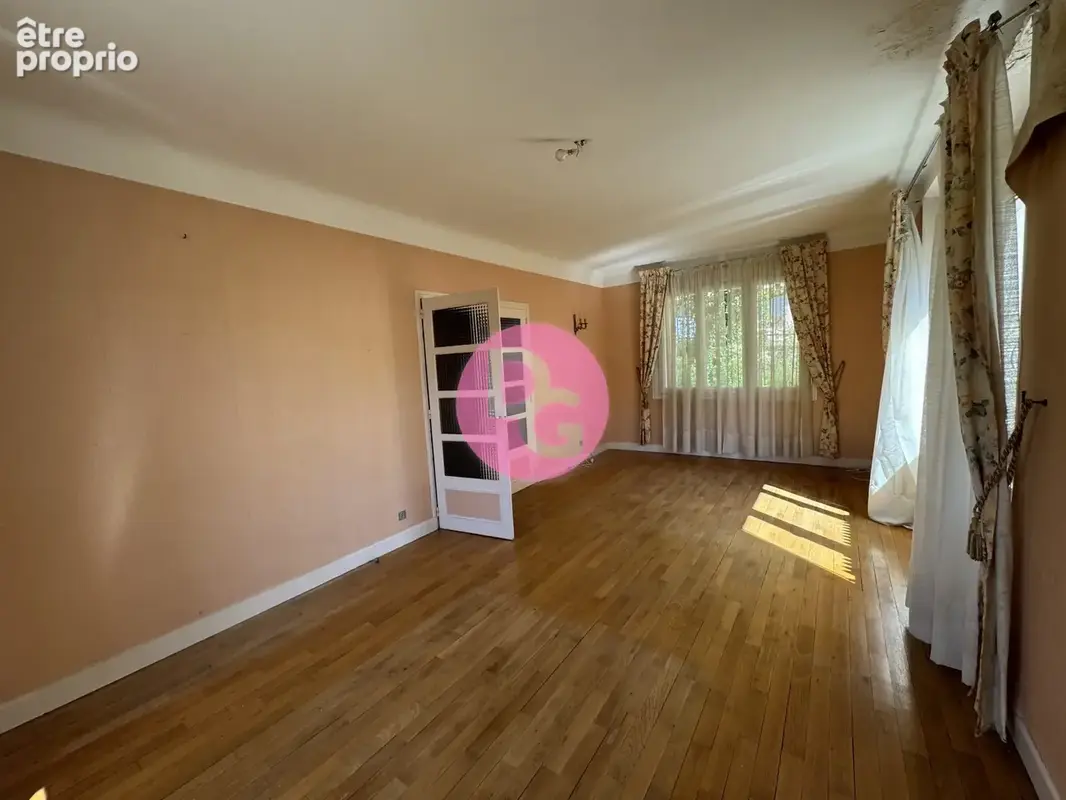Maison 6 pièces 140 m² à vendre à Decazeville (12300) - photo 4