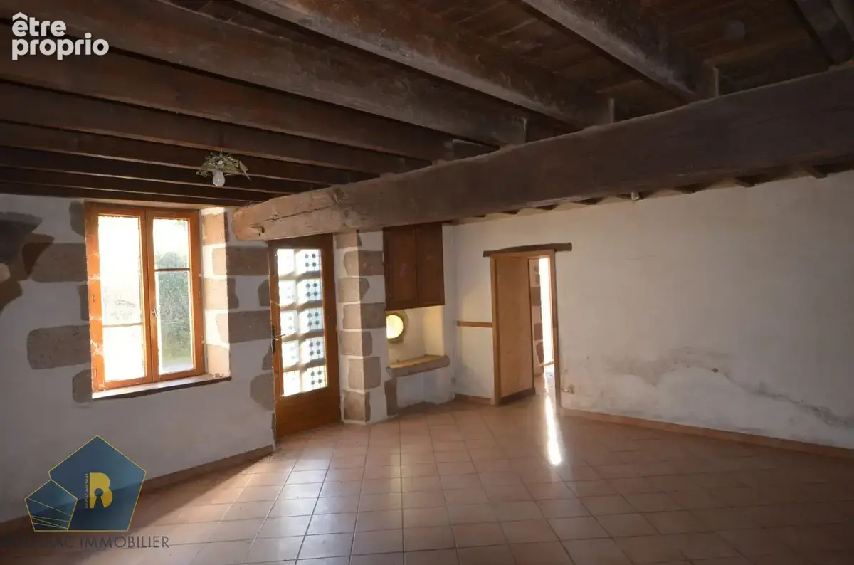 Maison 136 m² à Toulx-Sainte-Croix  - photo 7
