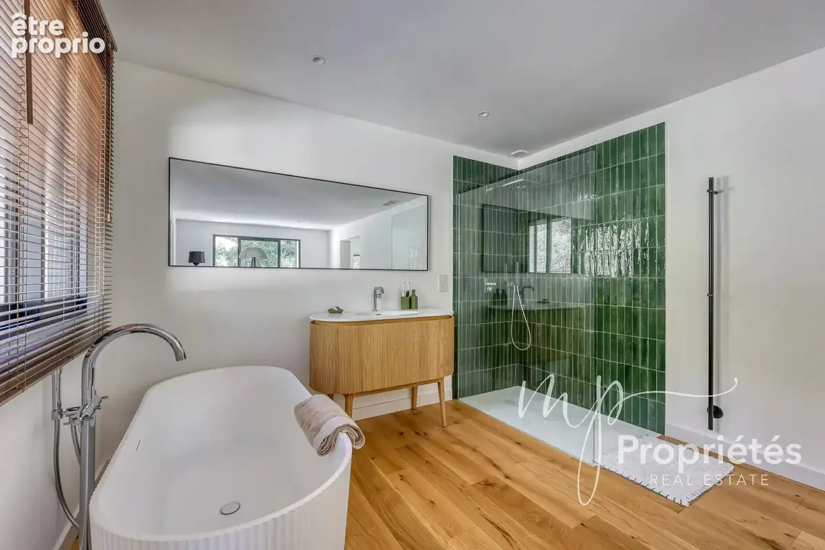 À VENDRE – Cavalaire-sur-Mer – Villa contemporaine avec vue mer 4 suites et prestations haut de gamme - photo 34