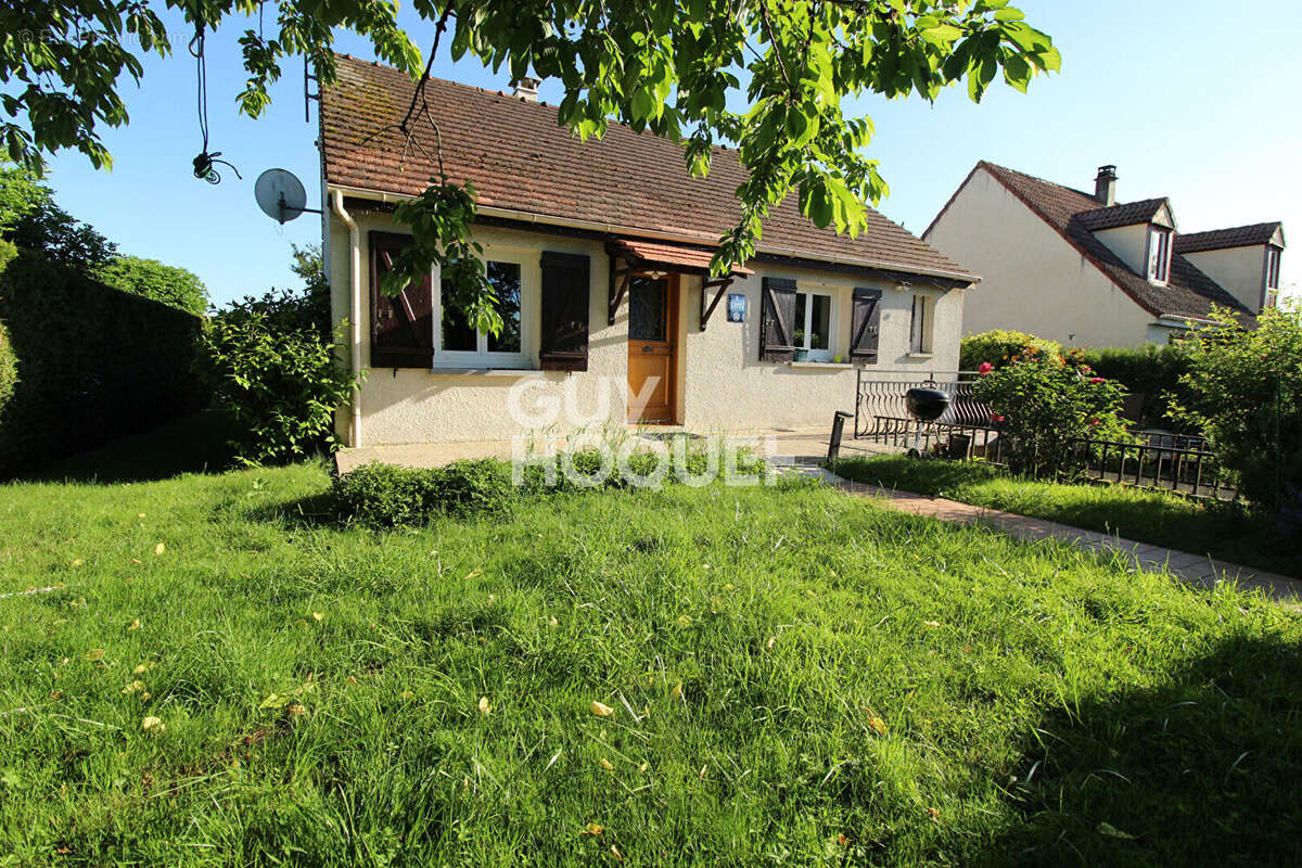 Maison à VERNEUIL-L'ETANG