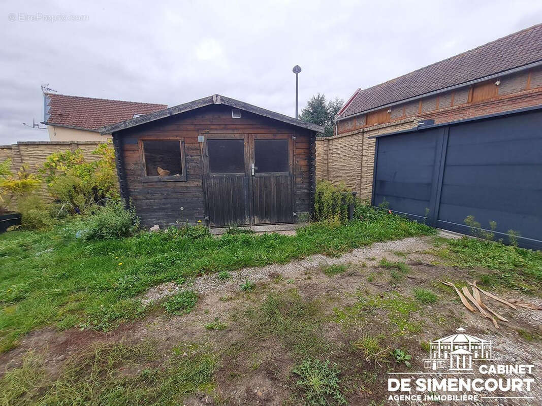 Terrain à SAINT-SAUVEUR