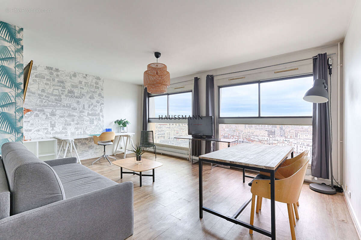 Appartement à PARIS-15E