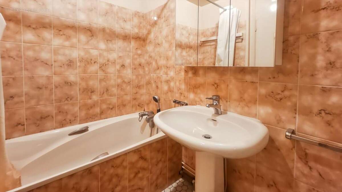 Appartement à ATHIS-MONS