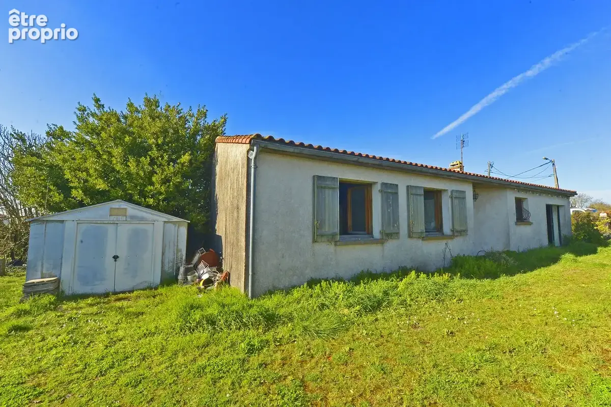 Maison à SEMUSSAC