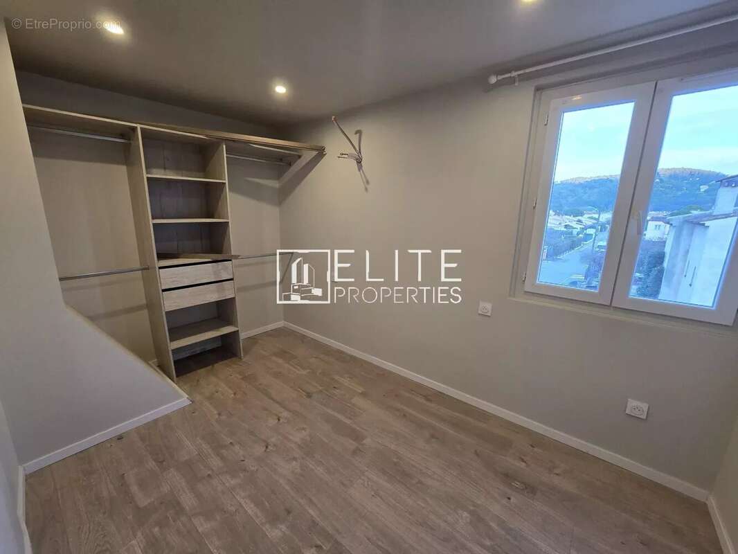 Appartement à PEGOMAS