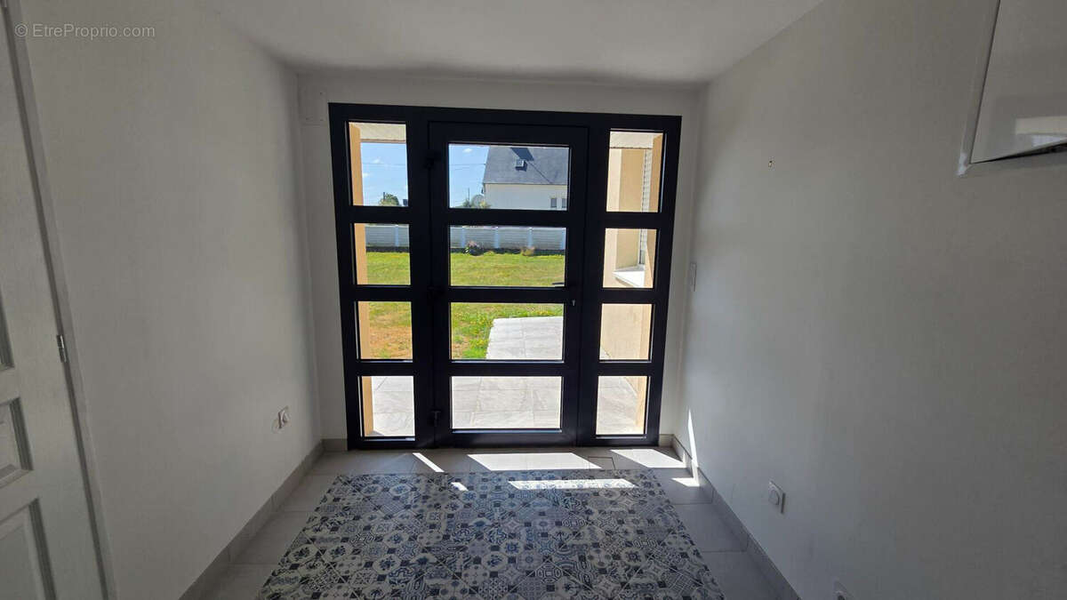Maison Pluzunet  130 m² sur environ 2000m² de terrain - photo 4
