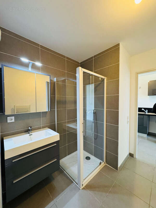 Photo 3 - Appartement à BORMES-LES-MIMOSAS