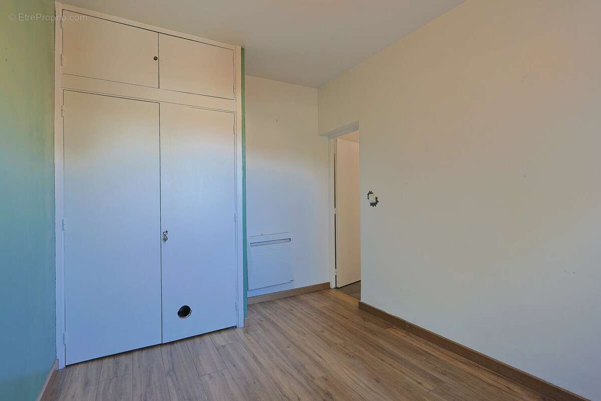 Appartement à VALLAURIS