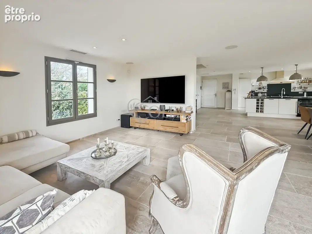 Maison 5 pièces 158 m² à vendre à Uzes (30700) - photo 7