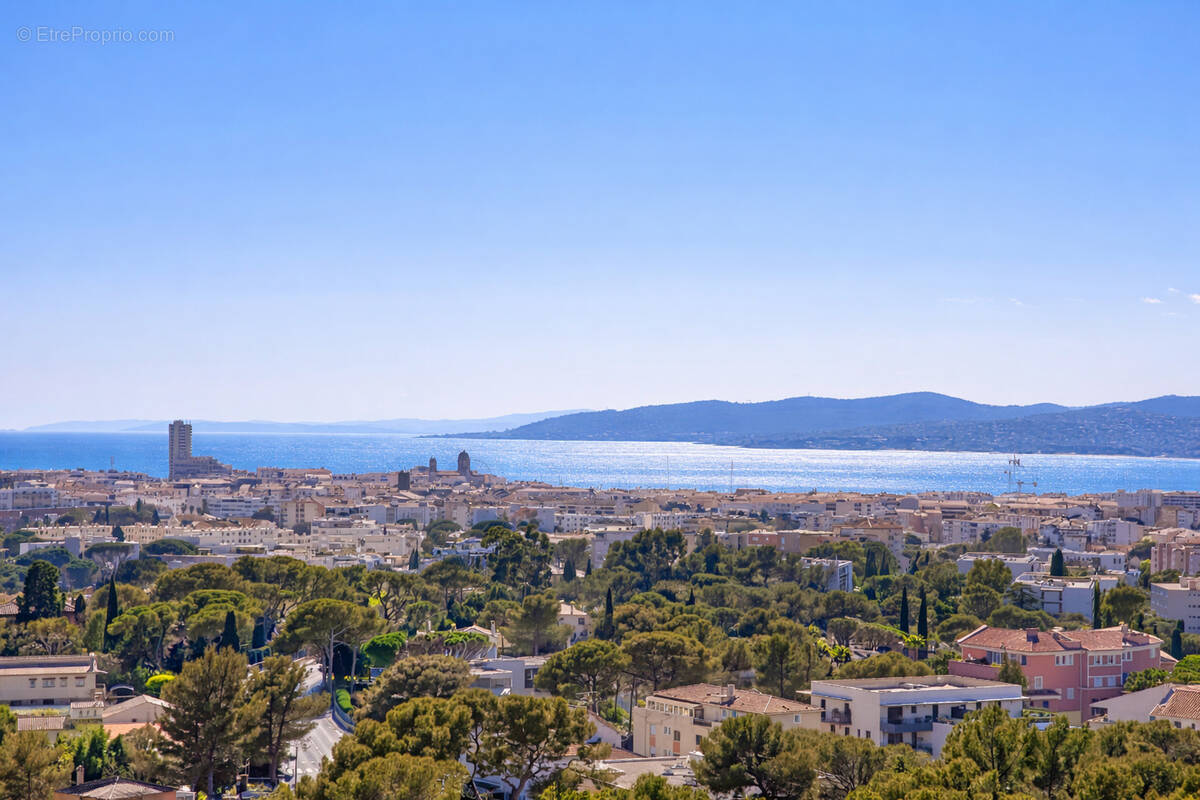 Appartement à SAINT-RAPHAEL