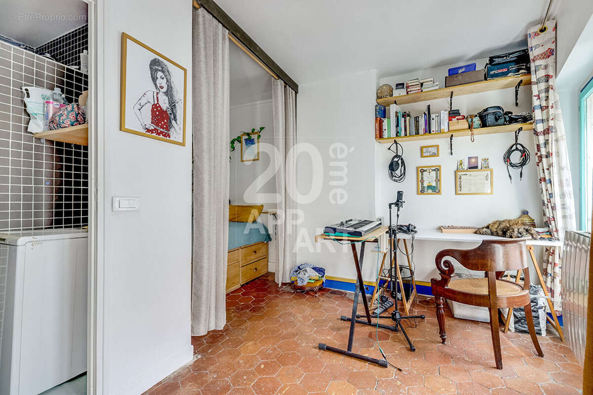 Appartement à PARIS-20E