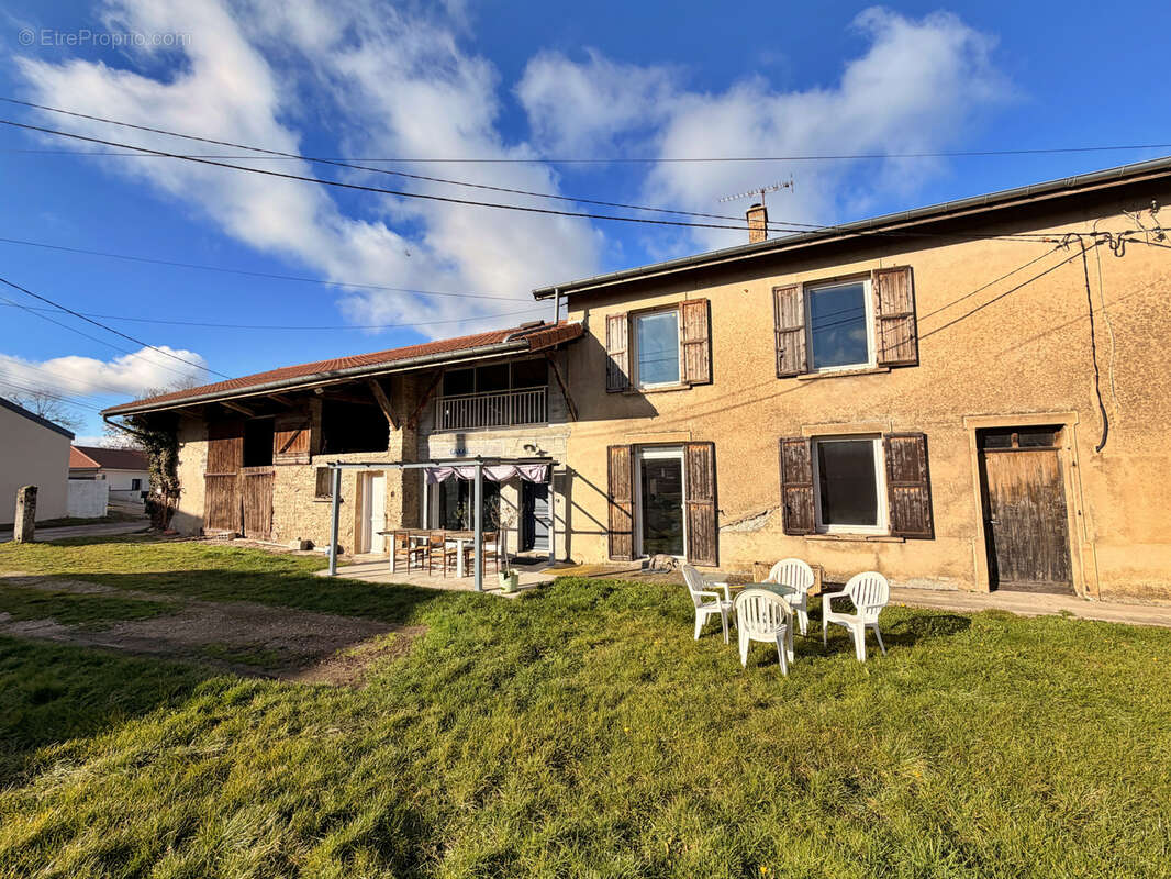Maison à SAINT-AGNIN-SUR-BION