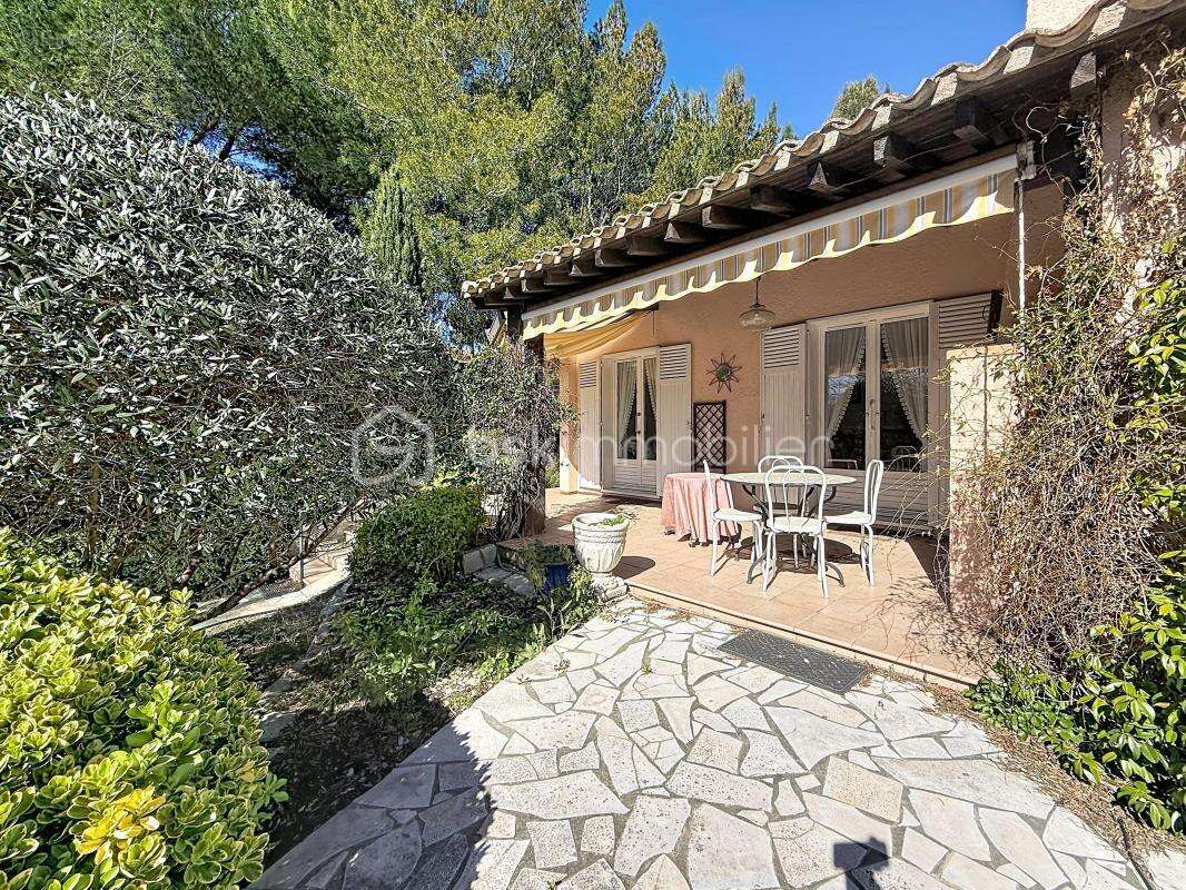 Maison 5 pièces de 134m2 avec piscine et atelier - photo 19