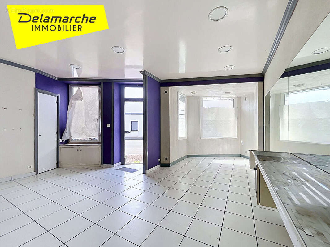 À VENDRE  COMMERCE avec fort potentiel dans le bourg de Hambye - photo 3