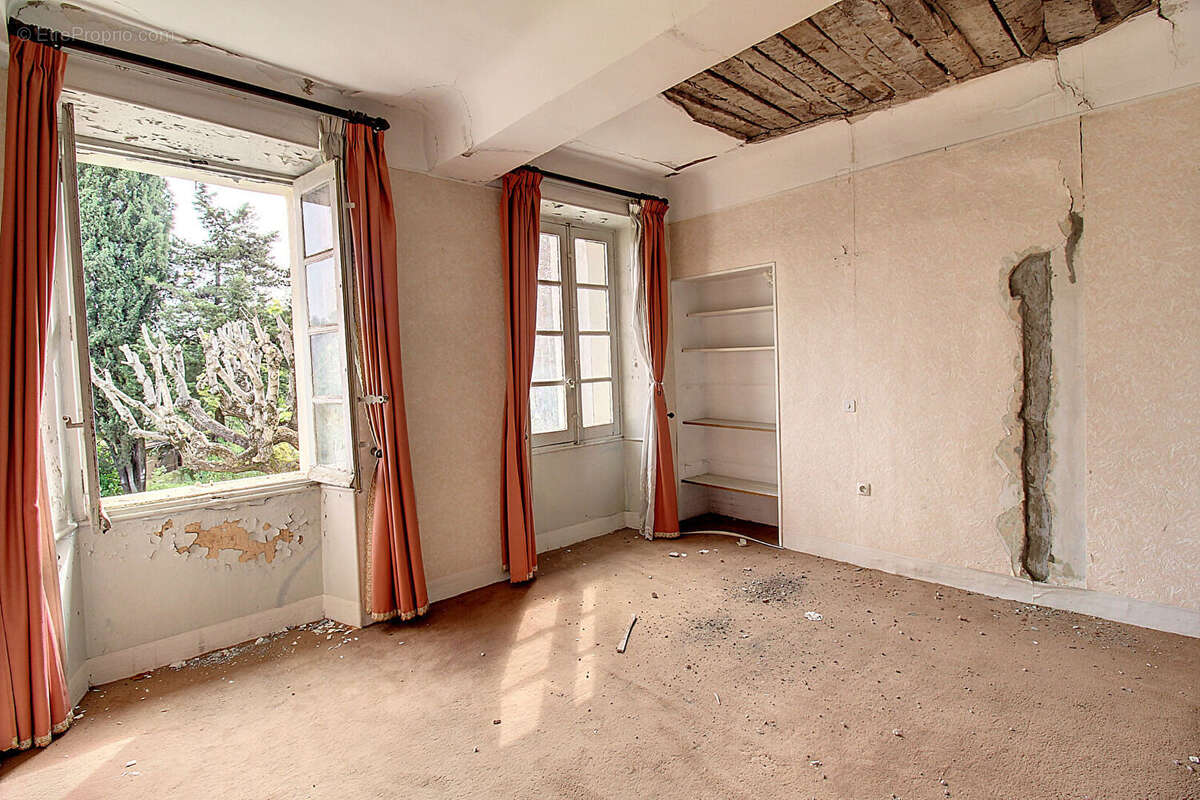 Maison à DRAGUIGNAN