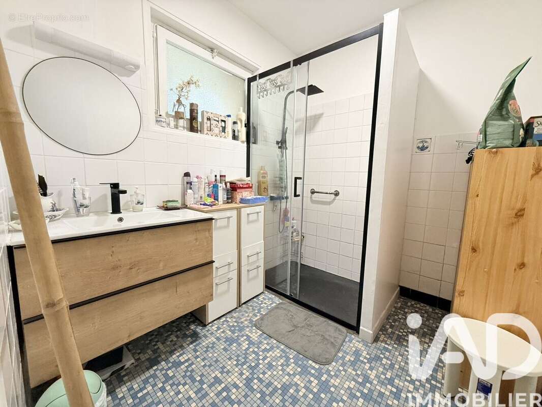 Maison 145 m² à Plassac  - photo 9