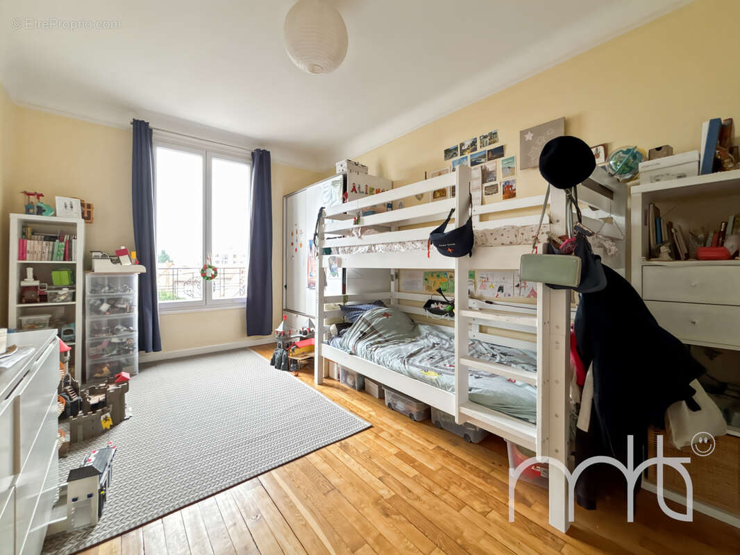 Appartement à COLOMBES