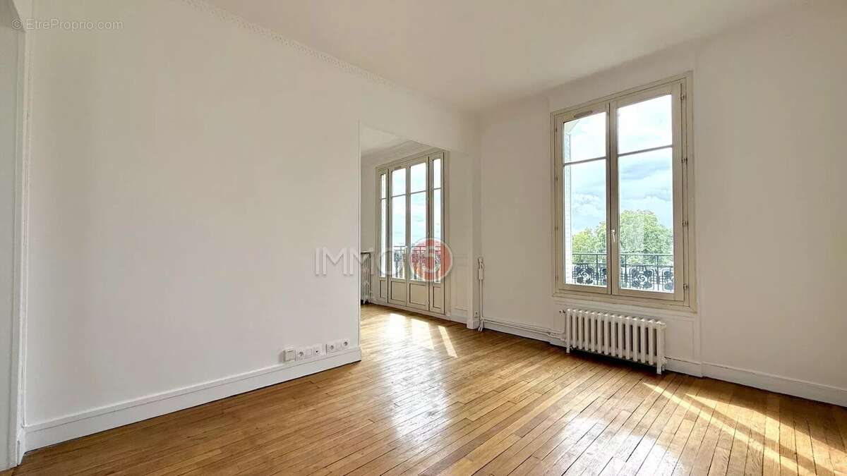 Appartement à LE RAINCY