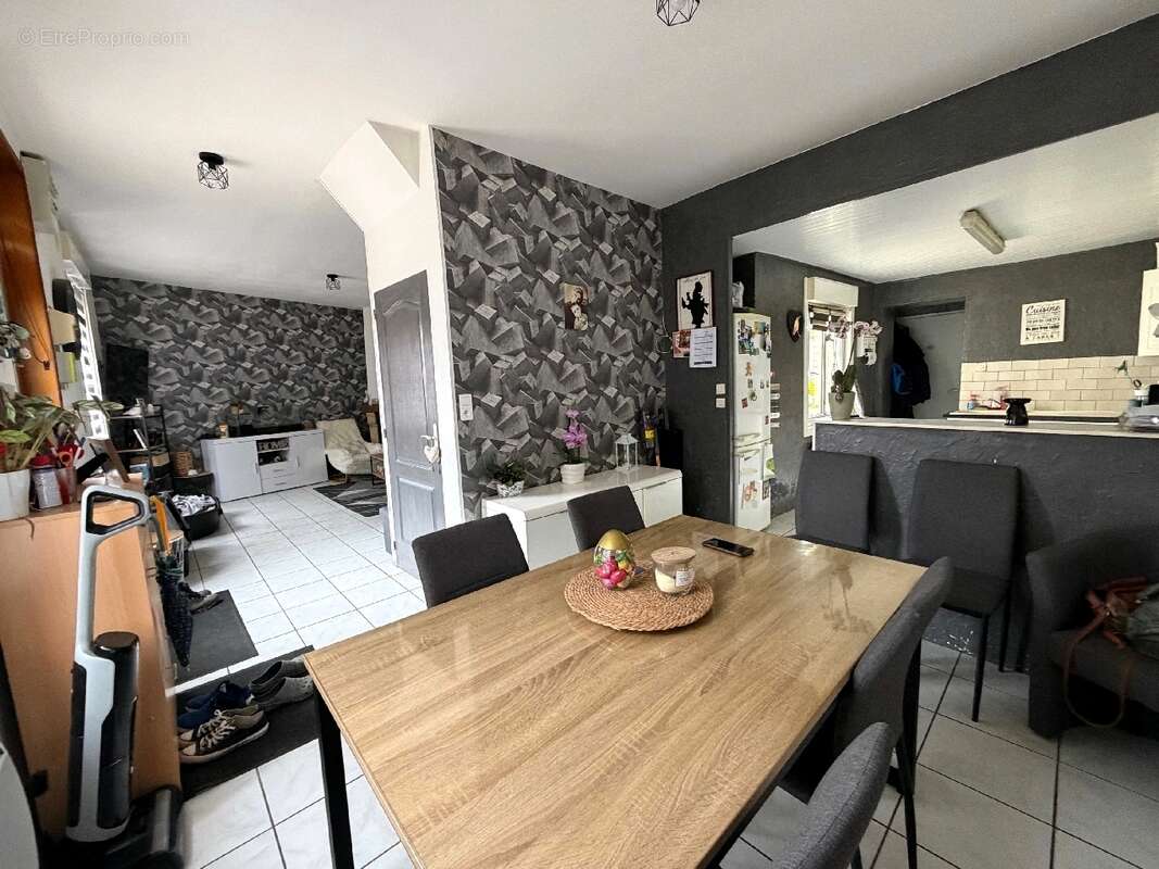 Maison à BERTINCOURT