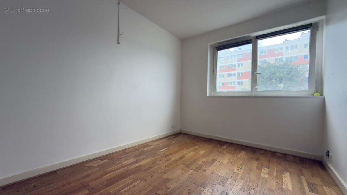 Appartement à MONTROUGE