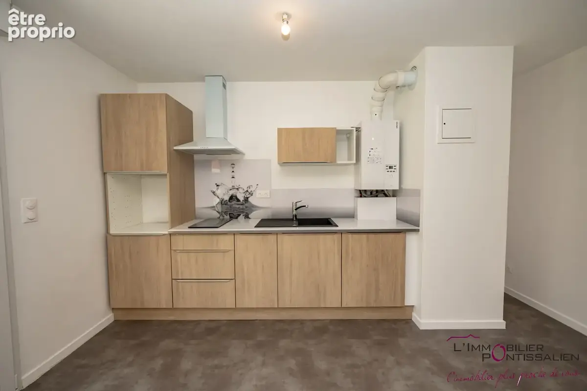 Appartement t2 proche frontiere en rez-de-jardin - photo 3