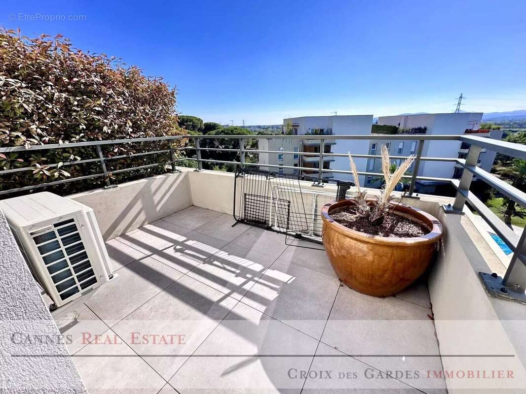 Appartement à FREJUS