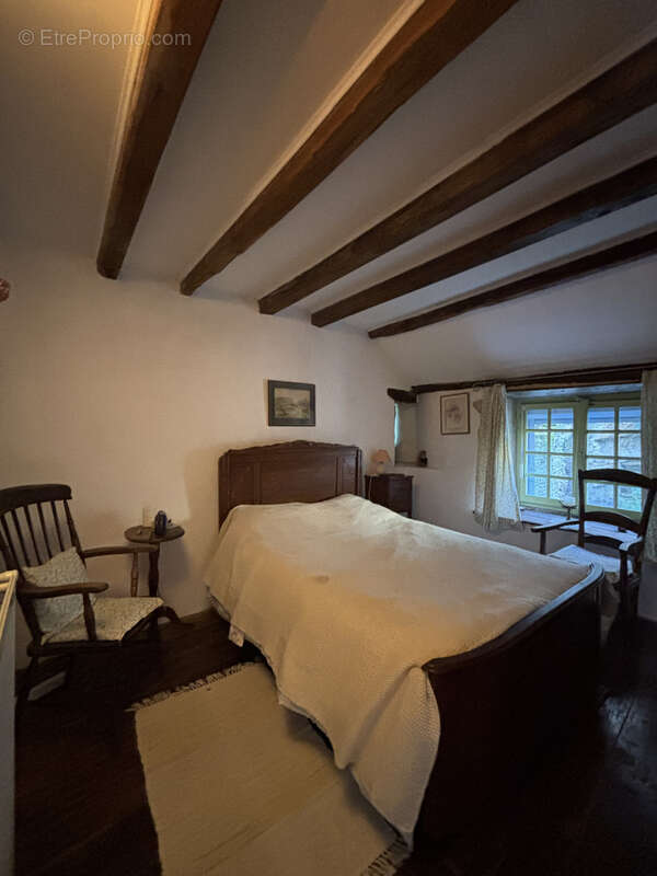 AIGNAY LE DUC  Maison du XVIè s de 125 m2 avec une terrasse et un terrain non attenant de 240m2 - photo 18
