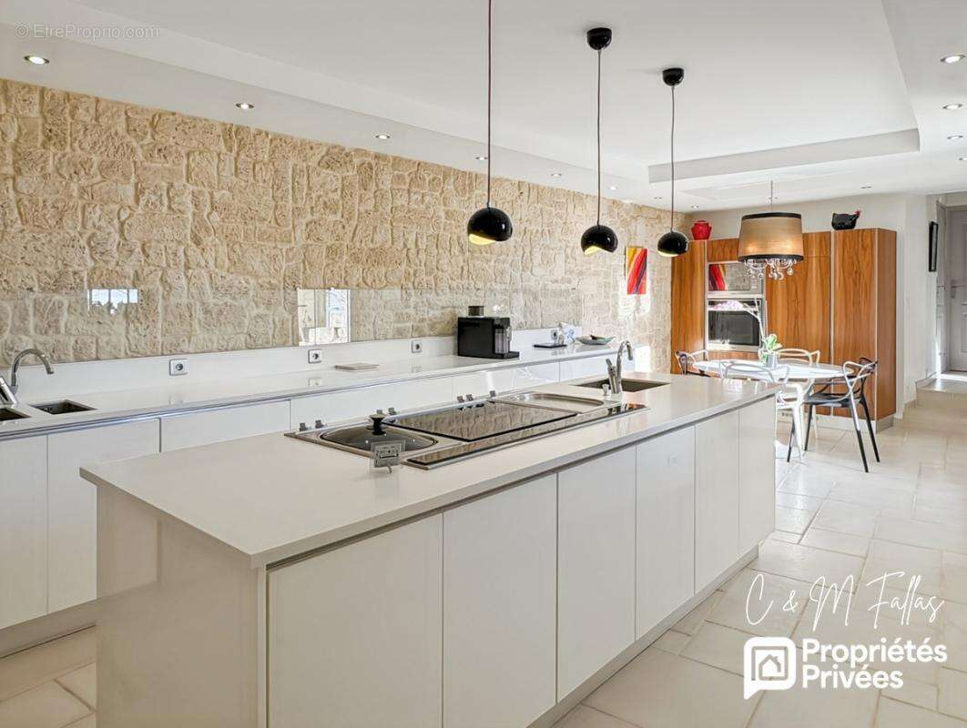 Le charme d'un mas provençal... le confort d'une demeure contemporaine - photo 11