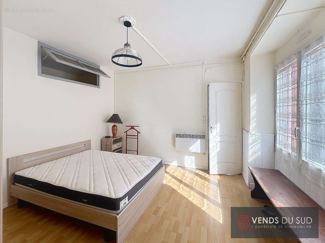 Appartement à LAMALOU-LES-BAINS