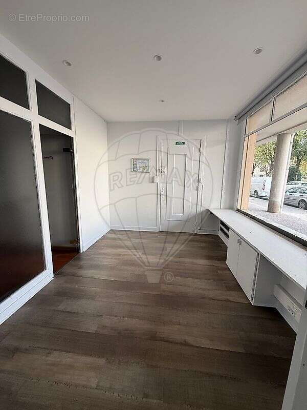 Autre à VILLEFRANCHE-SUR-SAONE