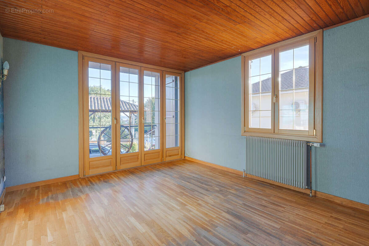 Maison à LA BOISSE