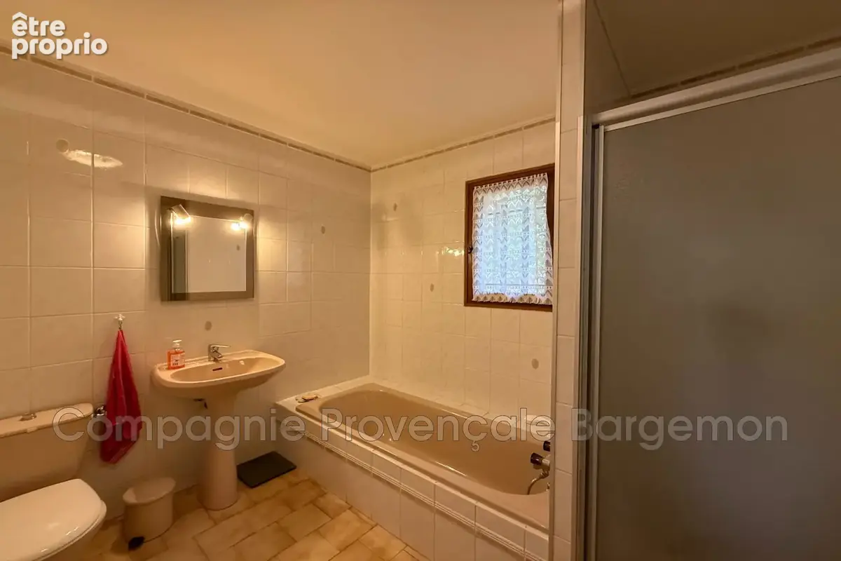 Maison 240 m² à vendre à Bargemon (83830) - photo 8