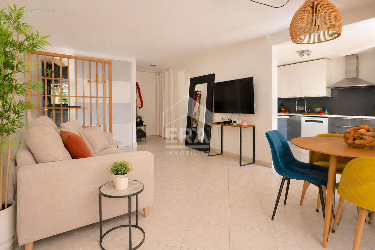 Appartement à MARSEILLE-13E