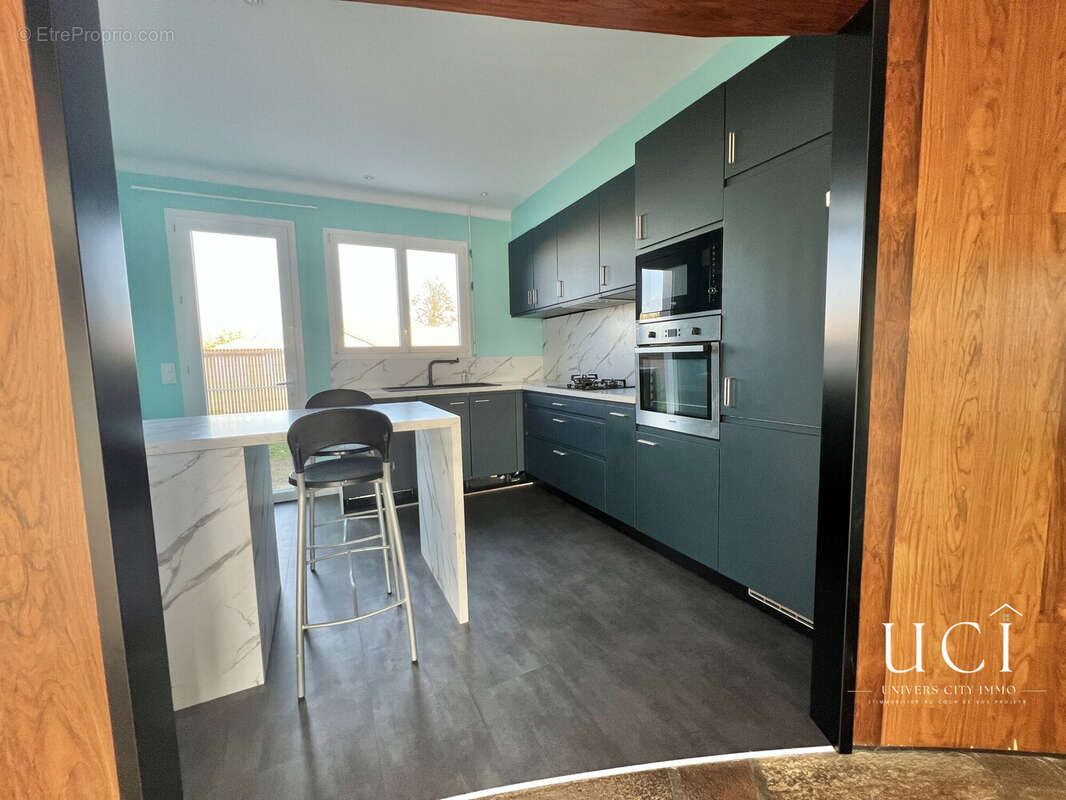 Maison 154 m² à Geneston  - photo 7