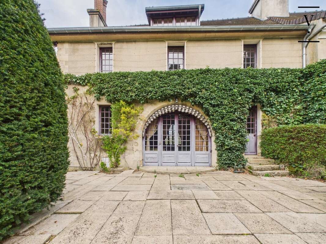 Maison à CONDECOURT