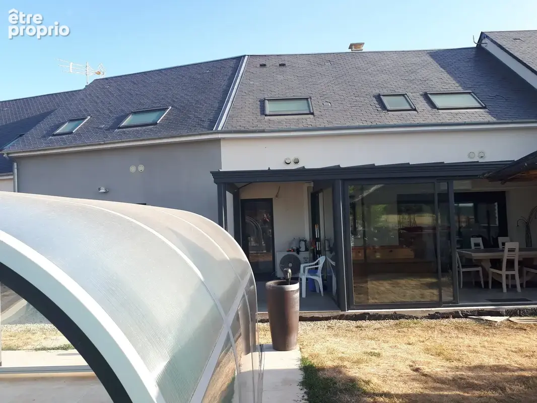 Appartement 183 m² à Noyant-De-Touraine  - photo 4