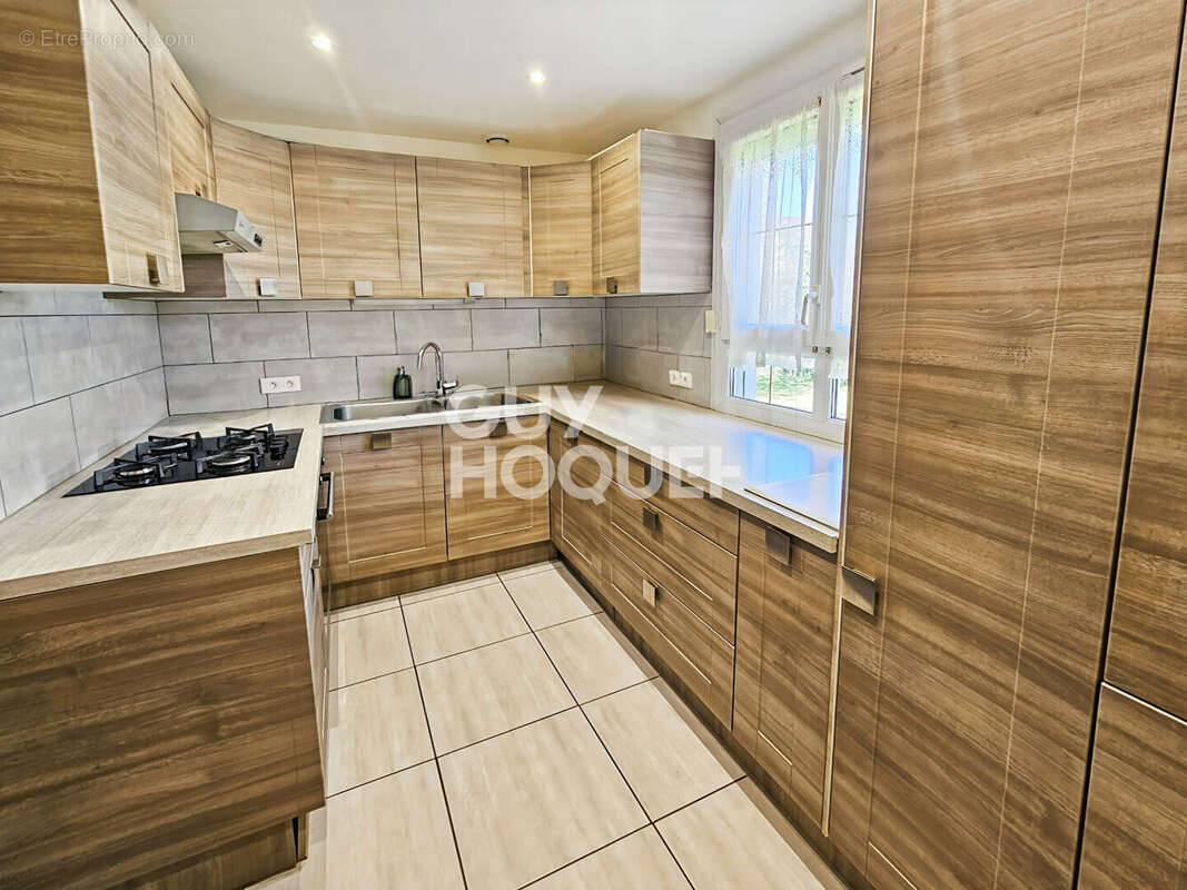 Maison à FONTENAY-TRESIGNY