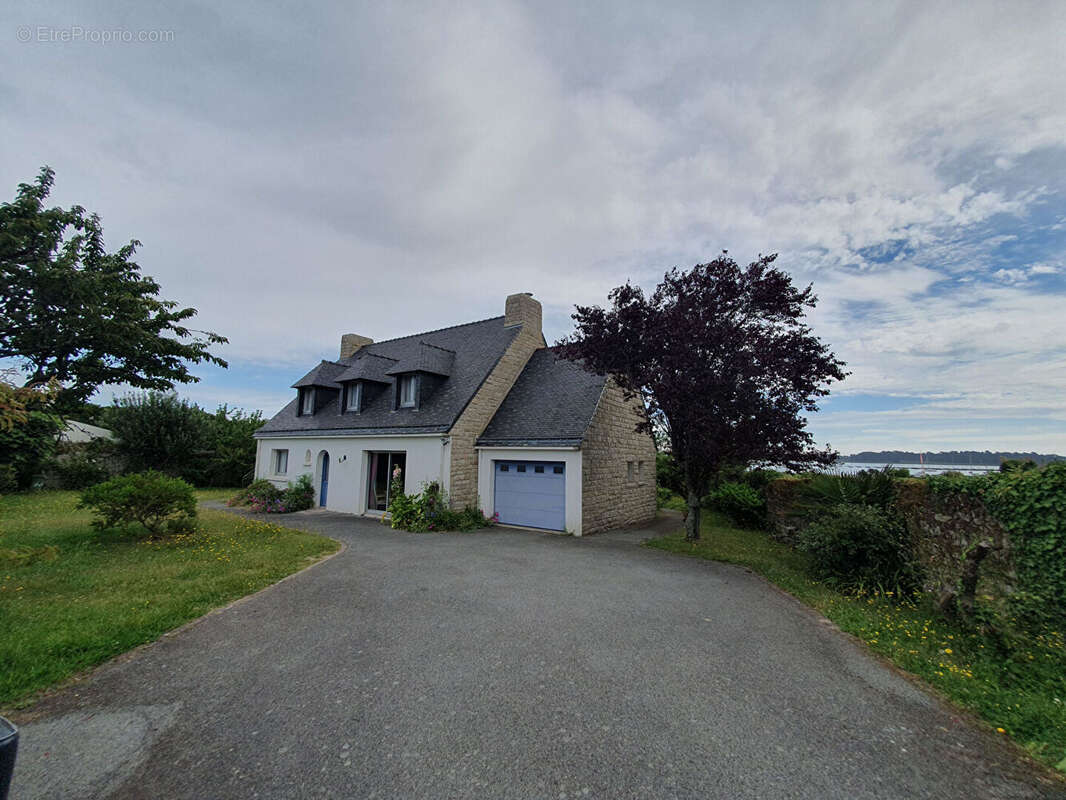 Maison à LOCMARIAQUER