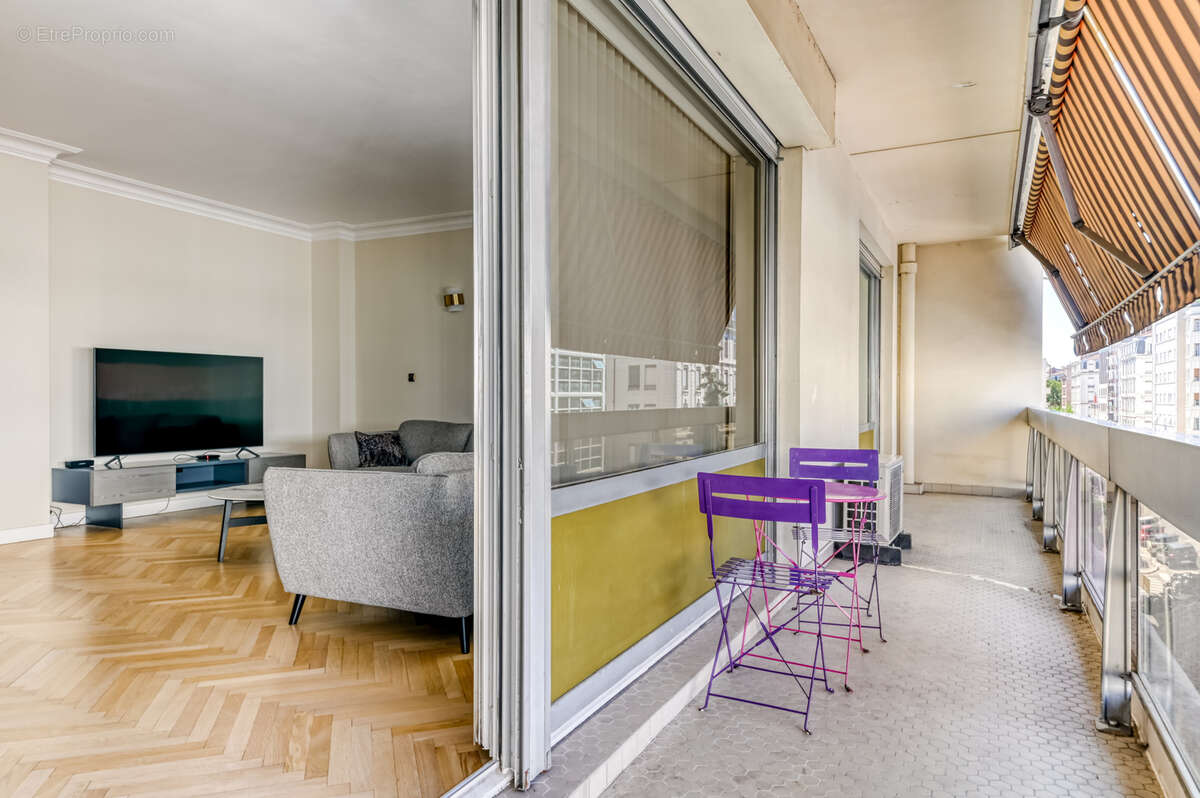 Appartement à LYON-6E