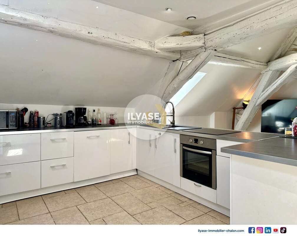 Appartement T3  77 m2  Centre-ville - photo 10