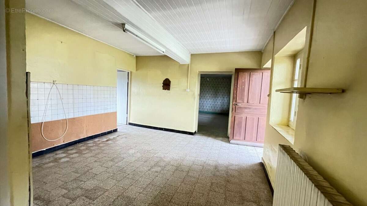 Maison à SAINT-ANDRE-DE-BAGE