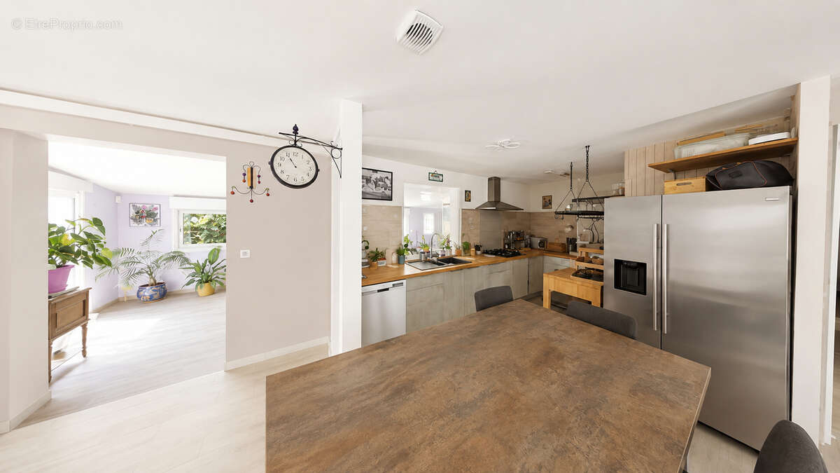 Maison 6 pièces à vendre à Martignas-sur-Jalle - 420 000 - photo 4