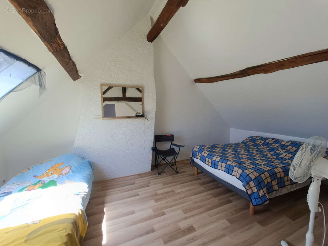 Maison à SANCERGUES