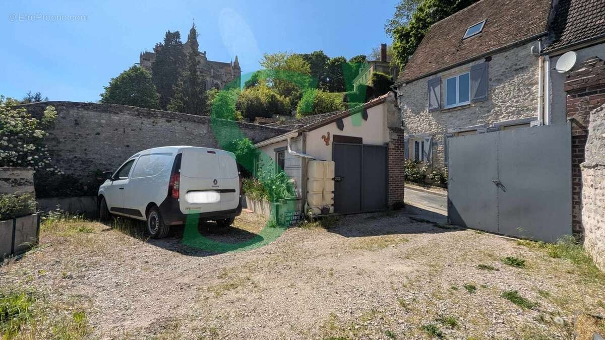 Maison à CHAUMONT-EN-VEXIN