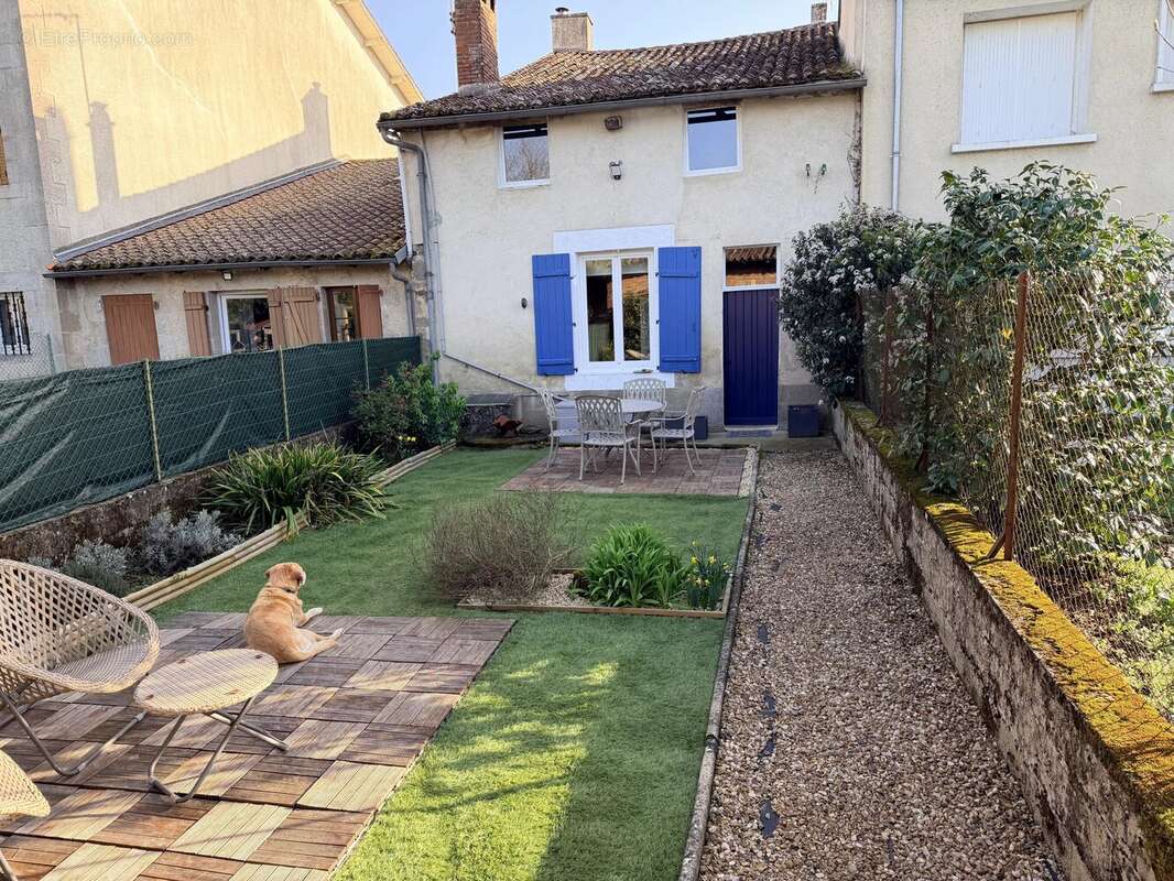 Maison à NOUIC