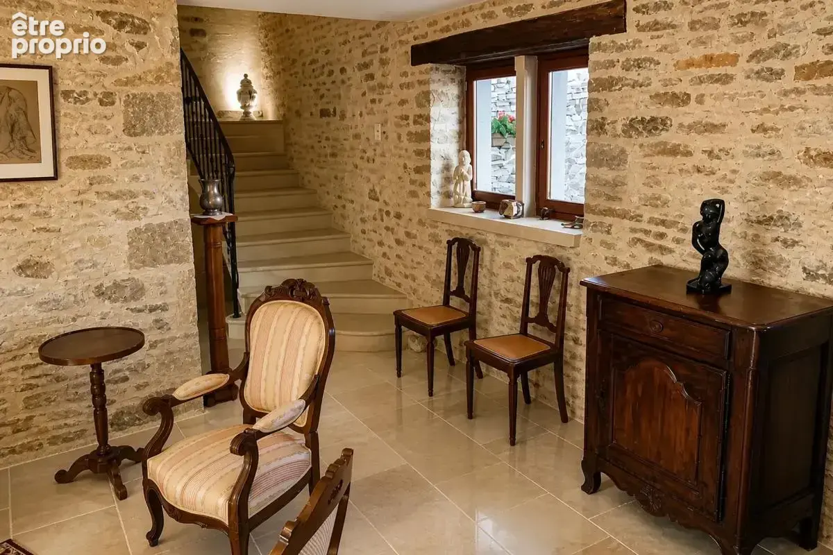 Belle demeure de caractère de 6 pièces de 210 m² à Mazille - photo 18