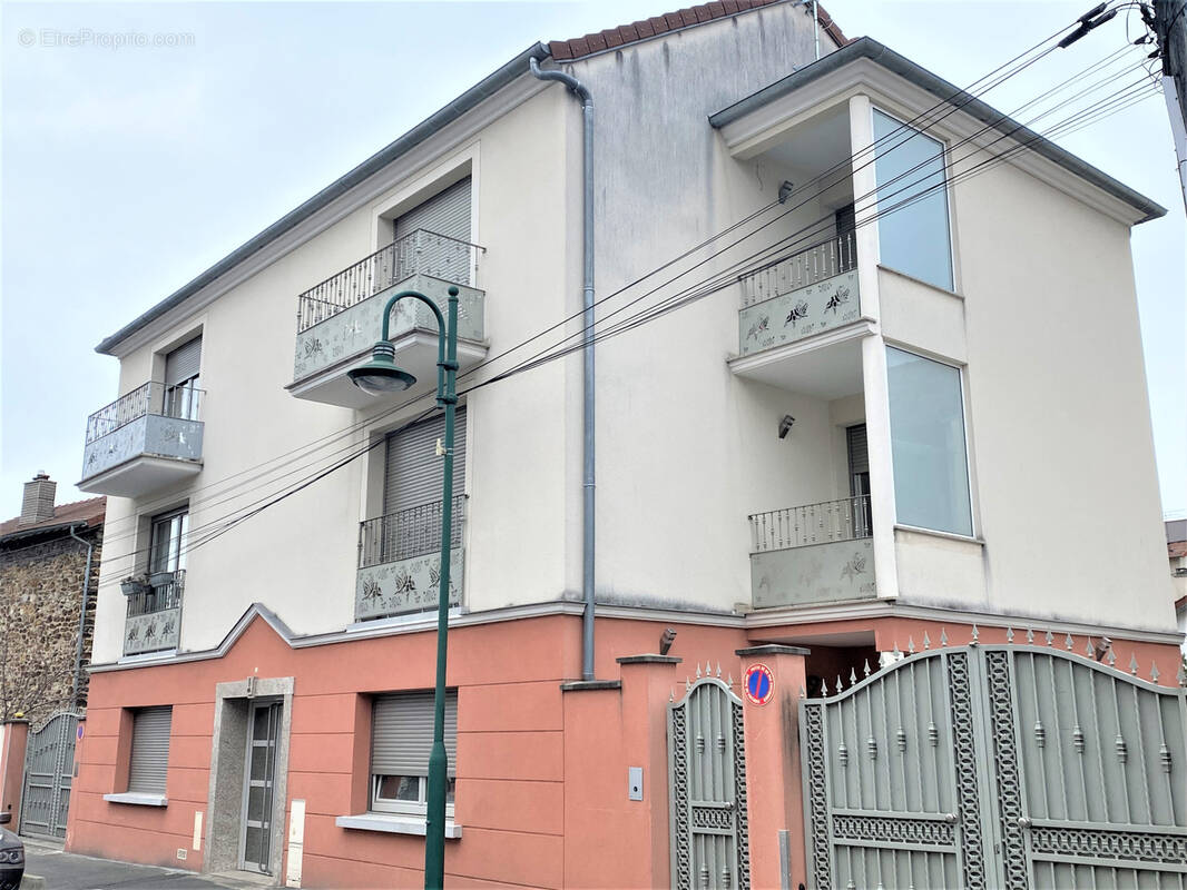 Appartement à EPINAY-SUR-SEINE