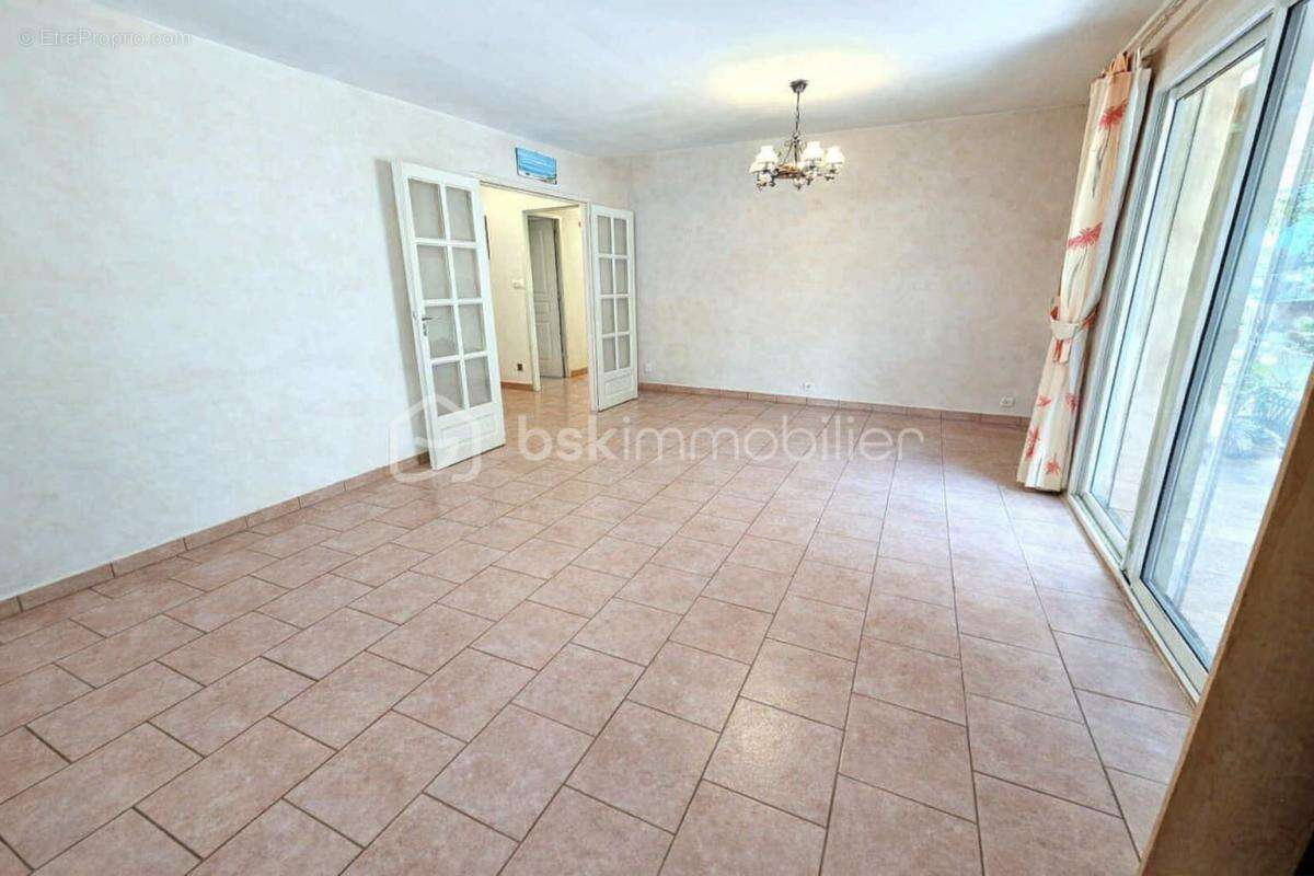 Maison de plain-pied - 1500 m2 de terrain - photo 9