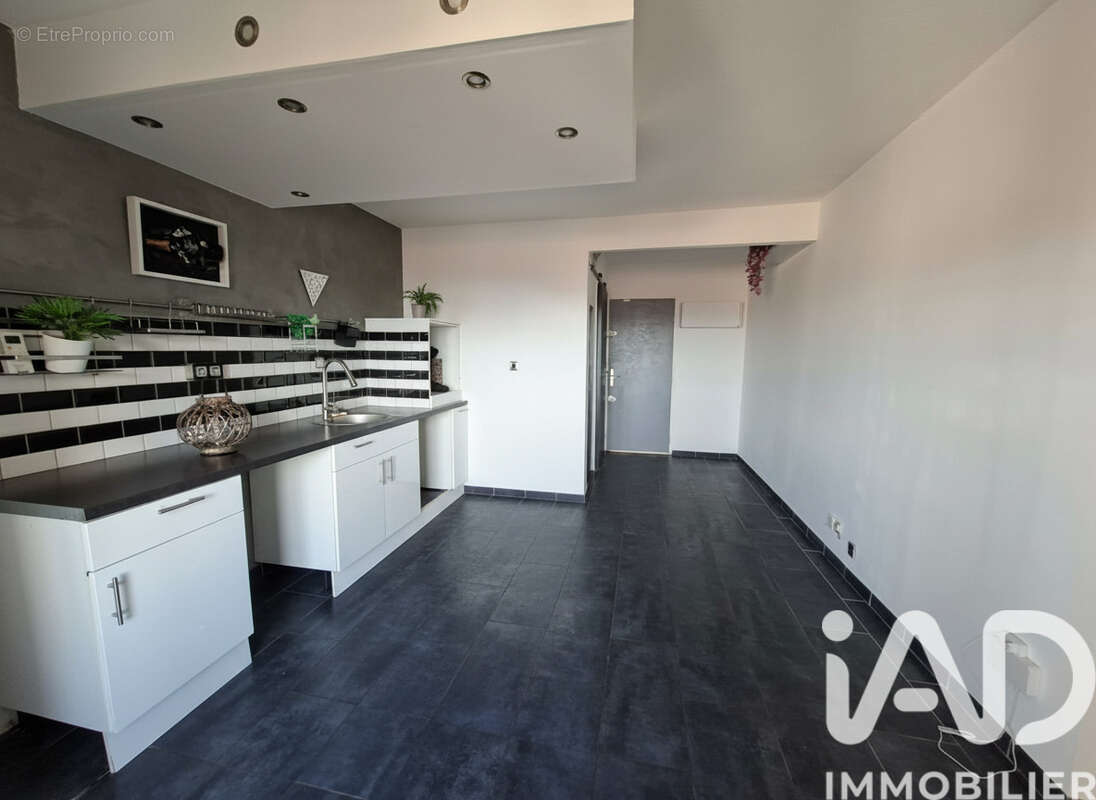 Photo 2 - Appartement à SAINT-CYR-SUR-MER