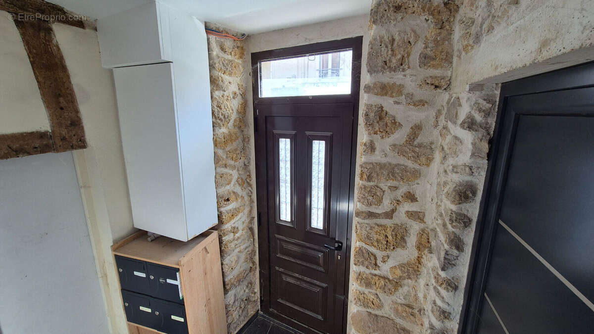 Appartement à BRIE-COMTE-ROBERT